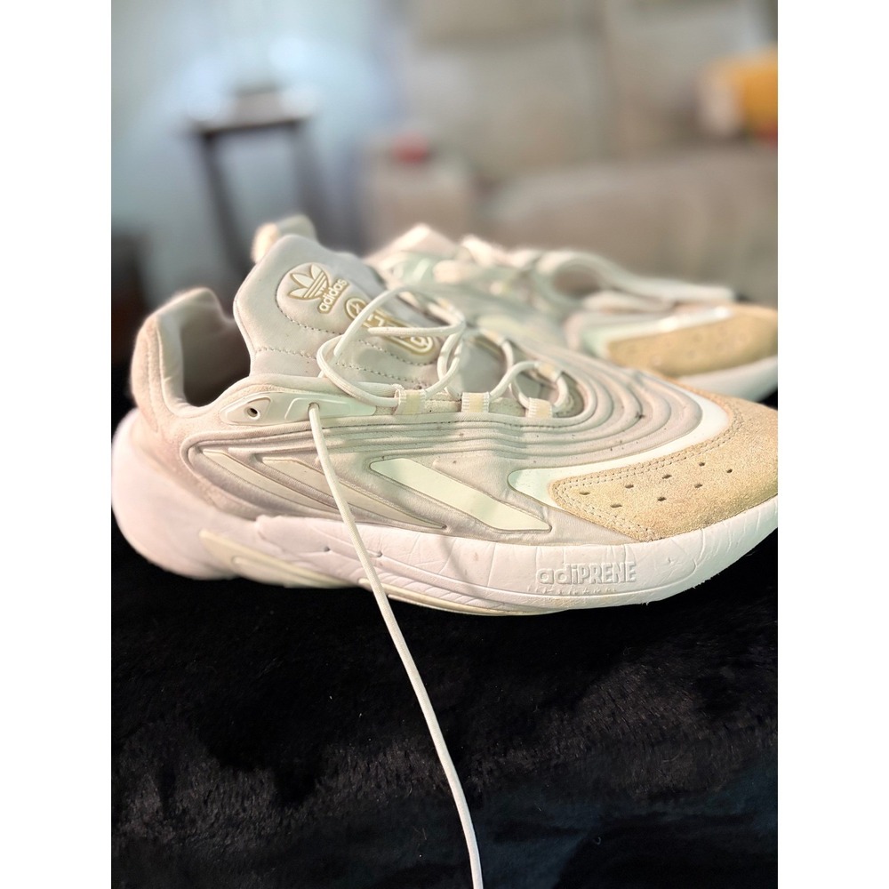 Adidas Ozelia Wonder White Crystal White Sneakers Mens 9.5 AH04251